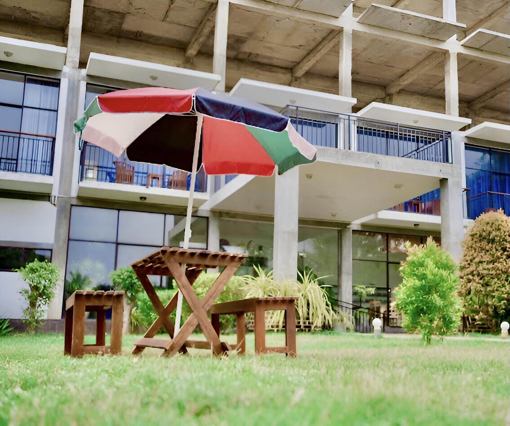 Aqua Marine Beach Hotel Kalkudah  Exterior foto